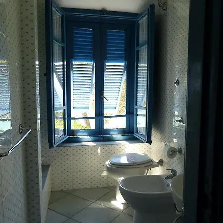 Lina Apartment *